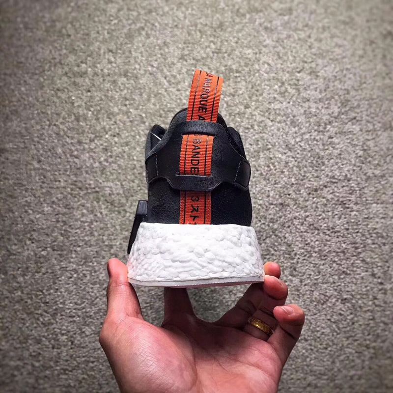 Authentic Adidas NMD R2 8 GS